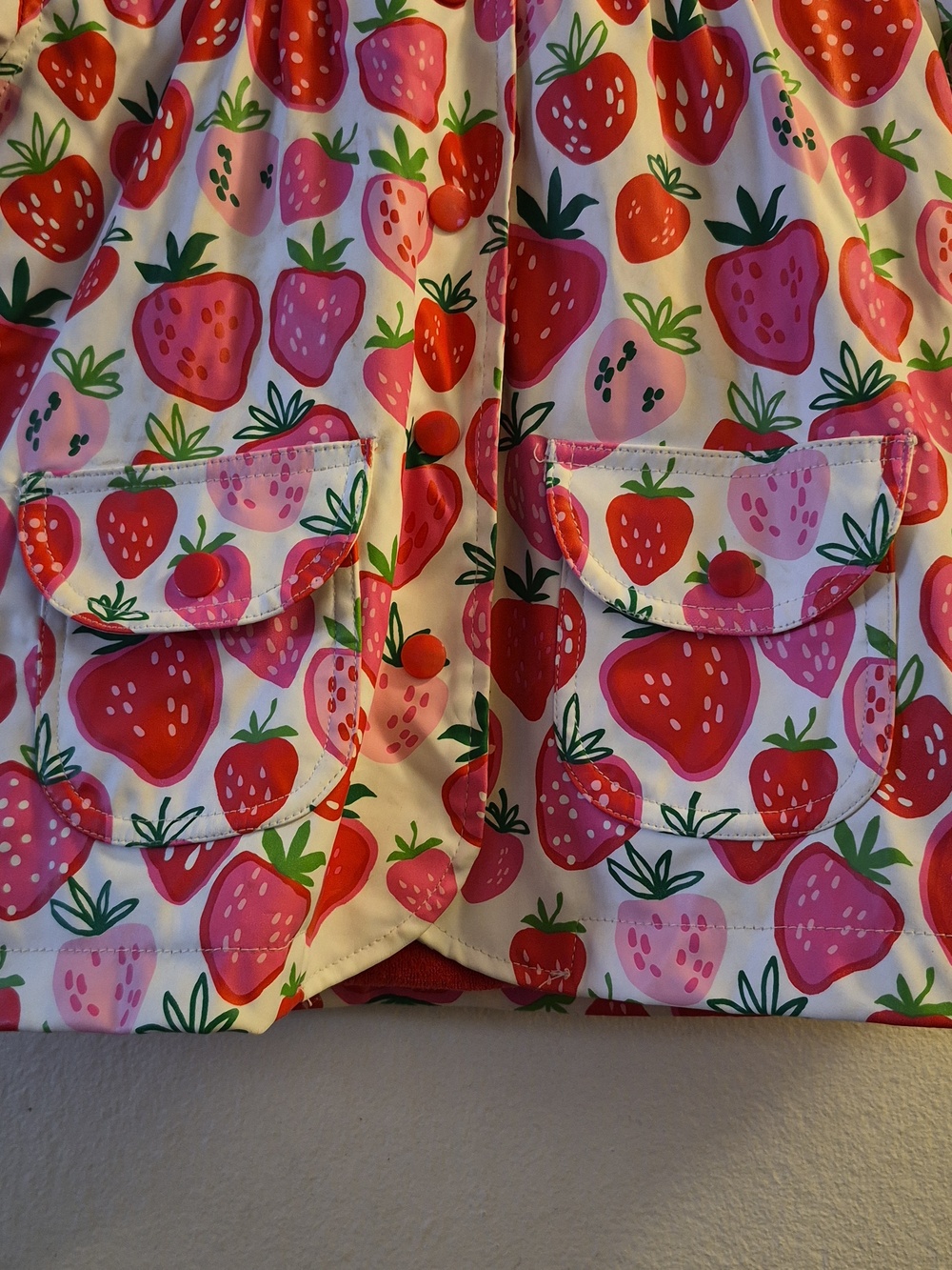 Hatley Pink Strawberry Raincoat with Red Lining - Picture 3 of 8